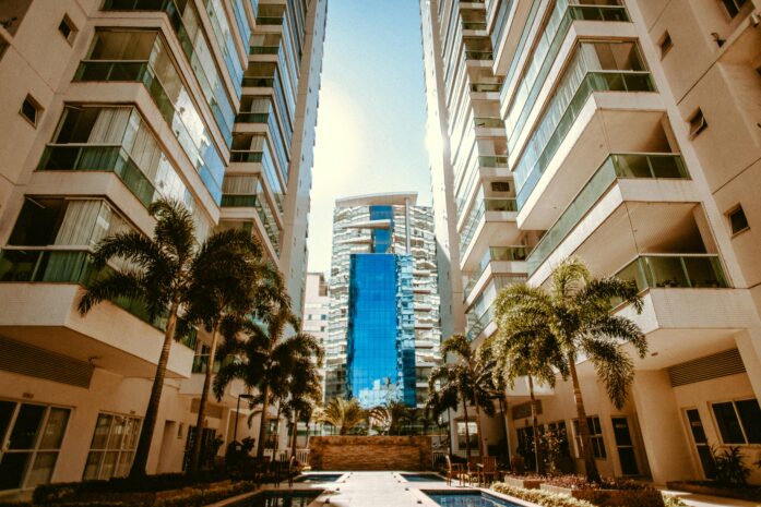 condo-vs-apartment:-which-is-better-for-your-lifestyle-and-budget?-–-fangwallet